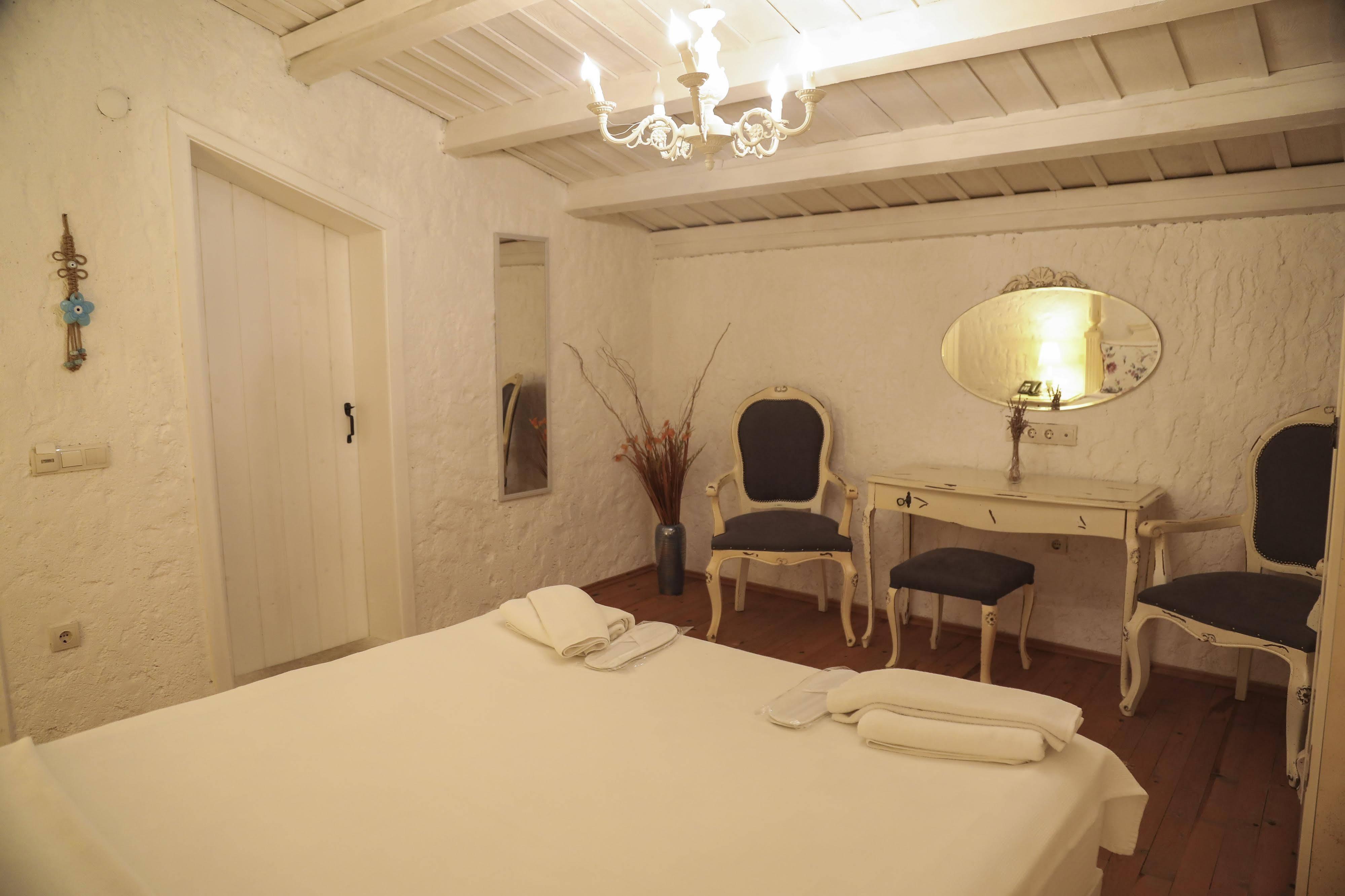 Sari Gelin Alacati Hotel Exteriör bild