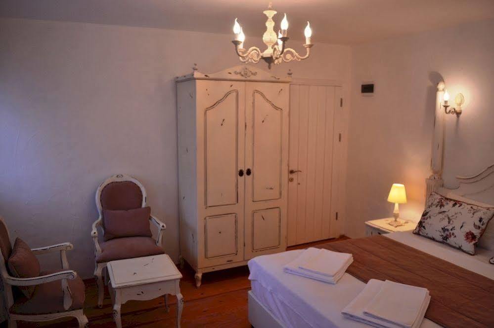 Sari Gelin Alacati Hotel Exteriör bild